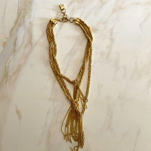 Beautiful BCBG. Necklace 3 layer gold